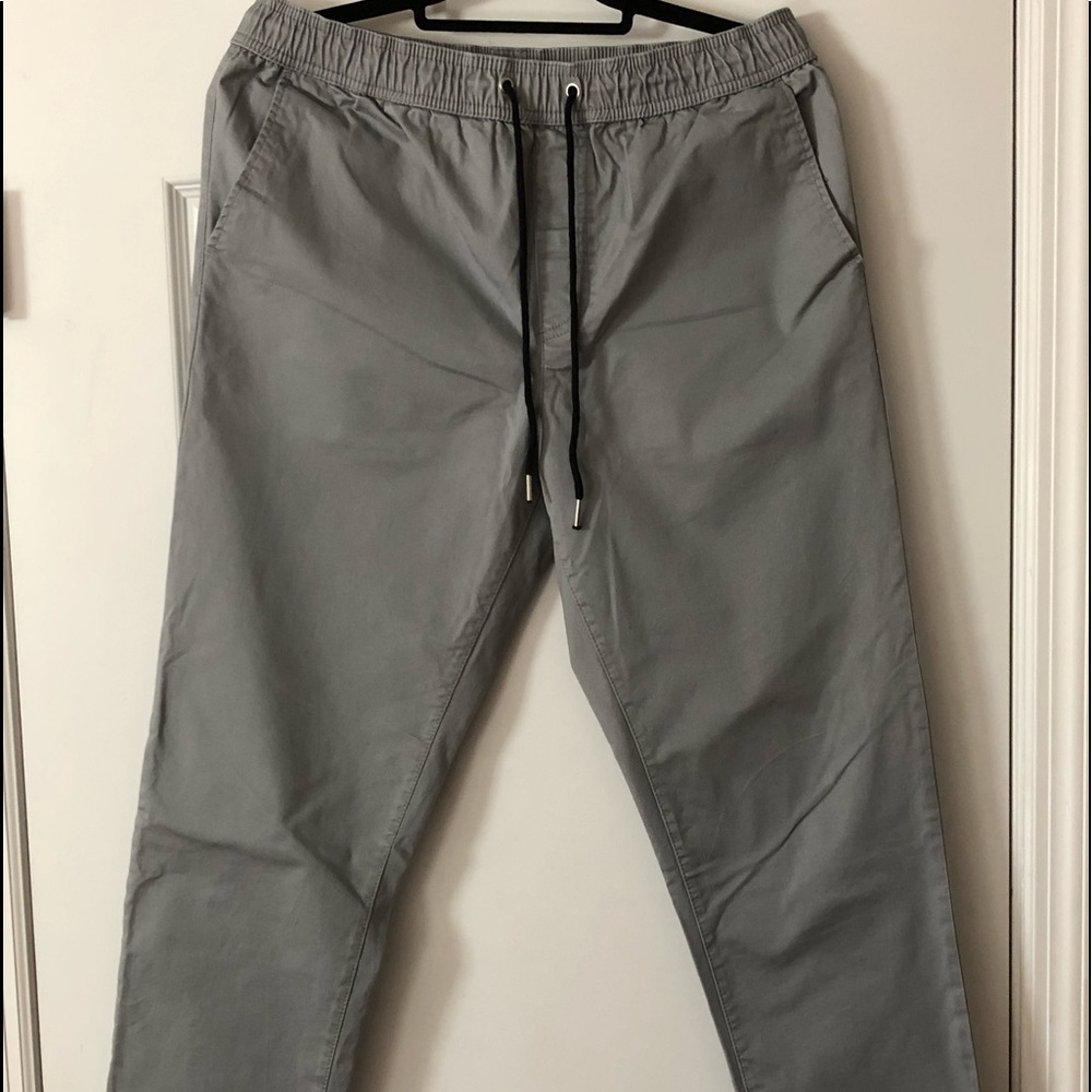 Gray pants w/ elastic waist